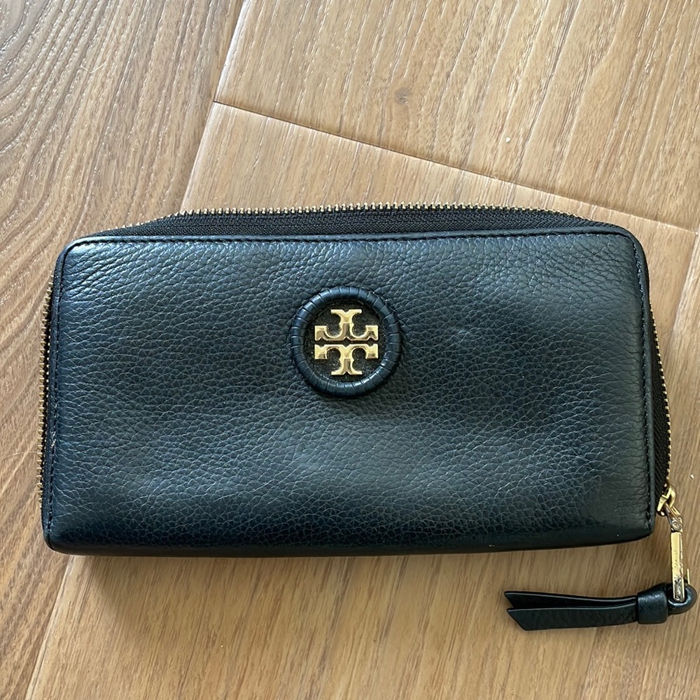 Tory Burch Wallet